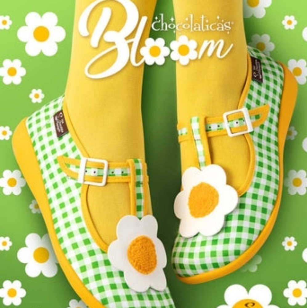 NWT Hot Chocolate Designs Kitschy Bloom Daisy Gingham Mary Jane Vegan Flats - Picture 11 of 11